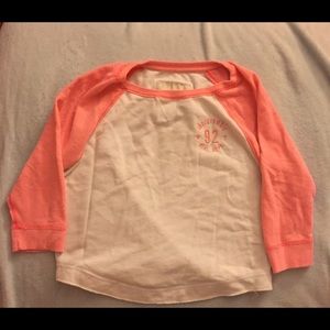 Mid-sleeve Abercrombie shirt